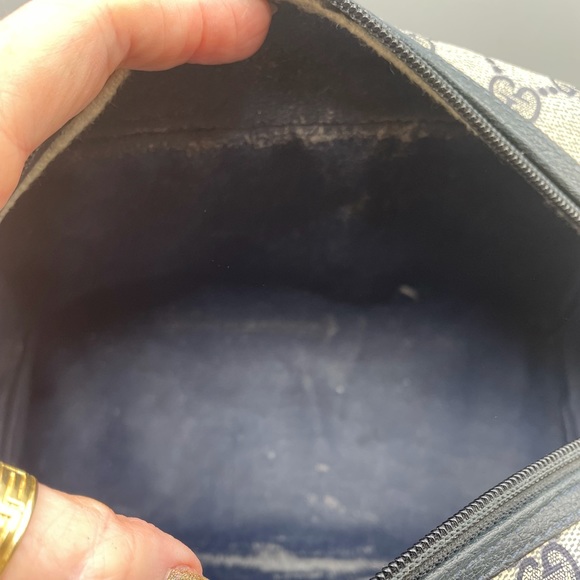 Authentic Gucci GG Toiletry Makeup Bag - Picture 7 of 9